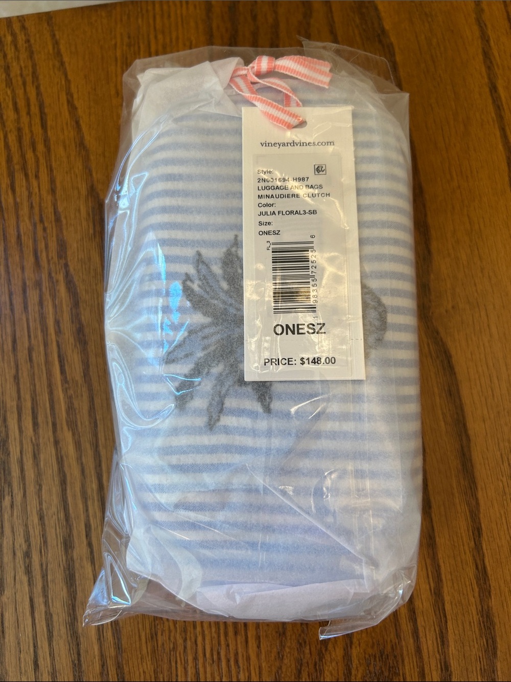 Vineyard Vines Cross Body Clutch - Picture 6 of 8